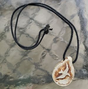 Vintage Stone Necklace with Seagull detail